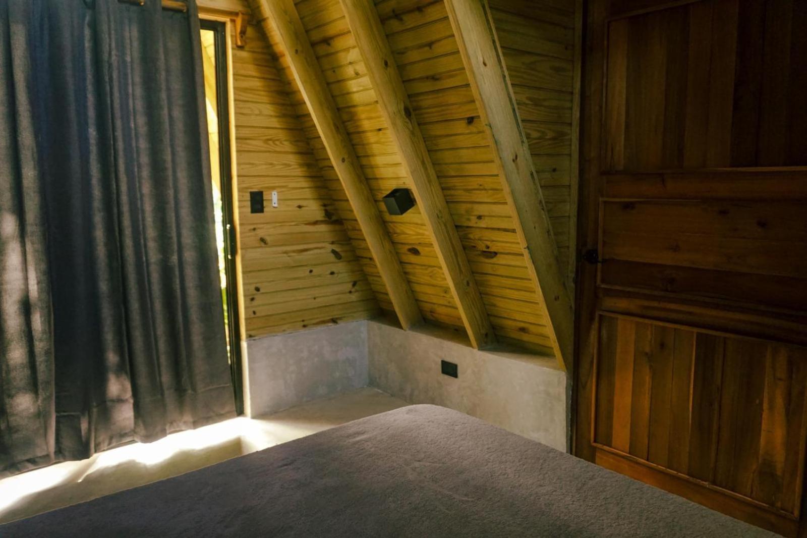 Leisy'S Garden Hostel & Rooms Samana エクステリア 写真